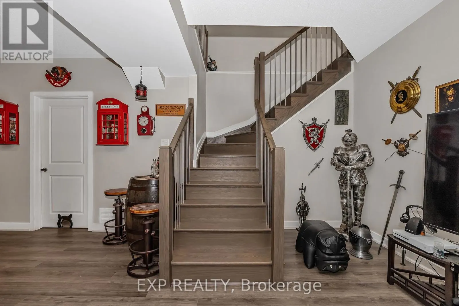 201 OSTERLEY WAY