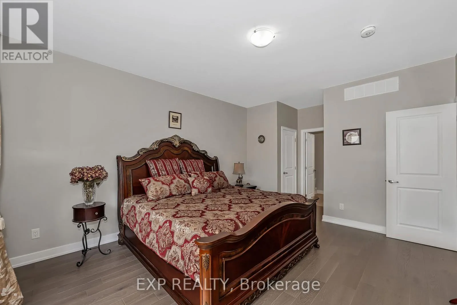 201 OSTERLEY WAY