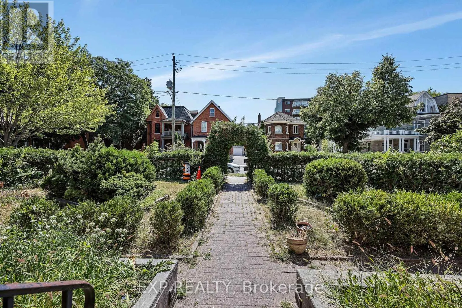 171 DALY AVENUE