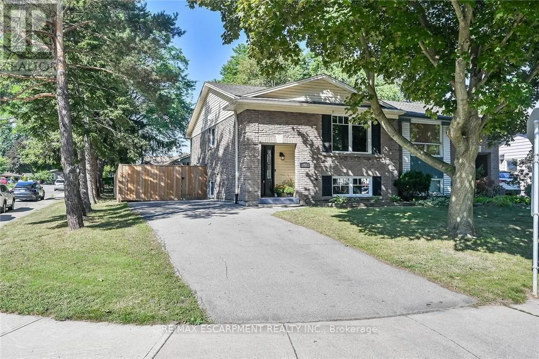 158 WENDOVER DRIVE