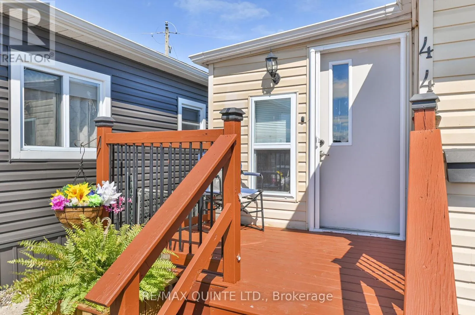 44 - 311 DUNDAS STREET, #44