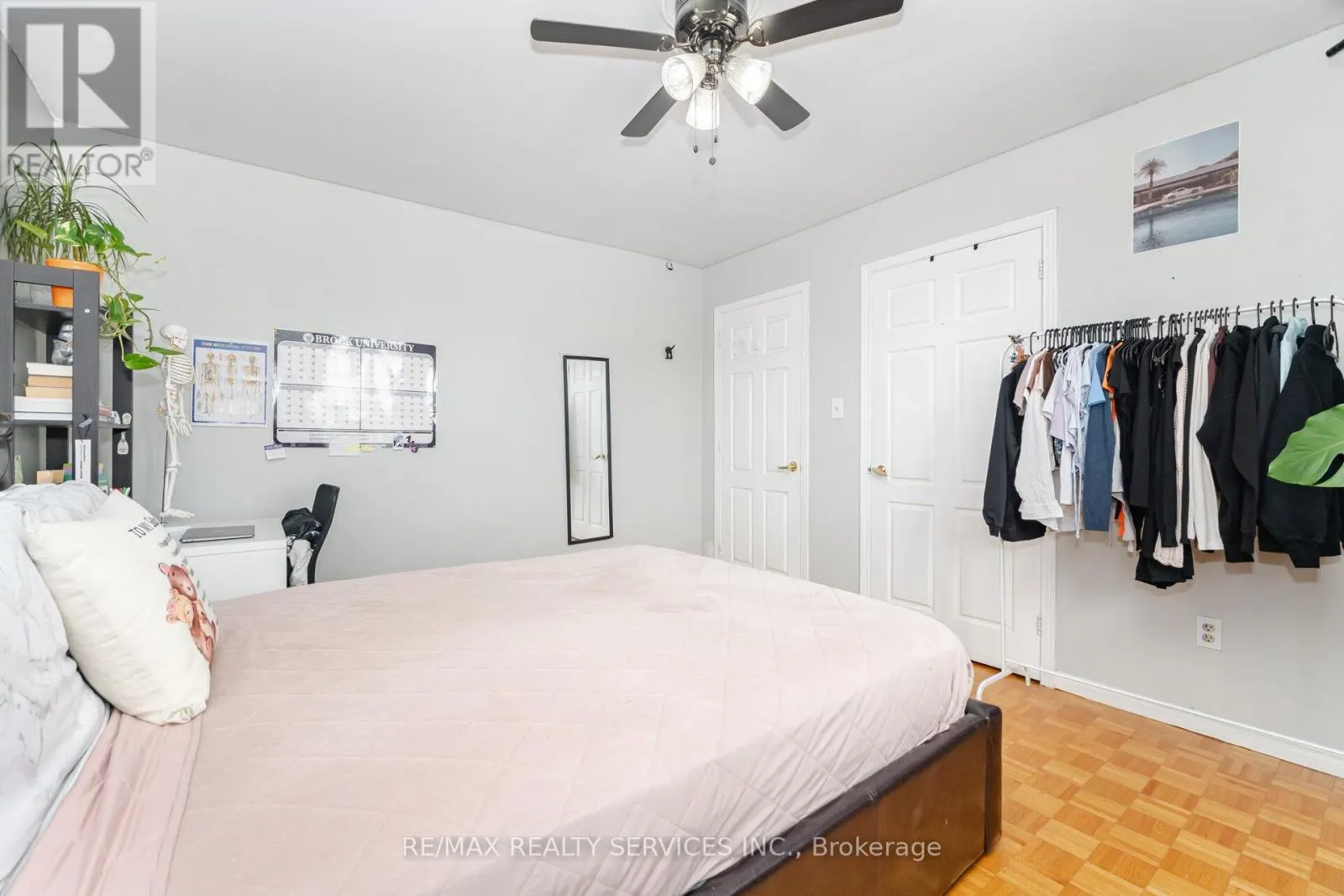2 MORNINGSTAR COURT