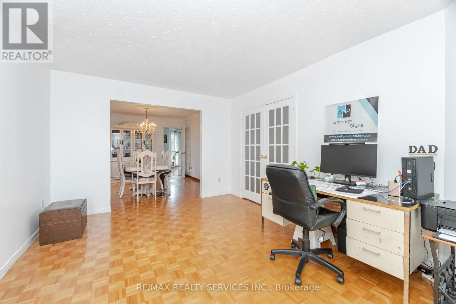2 MORNINGSTAR COURT