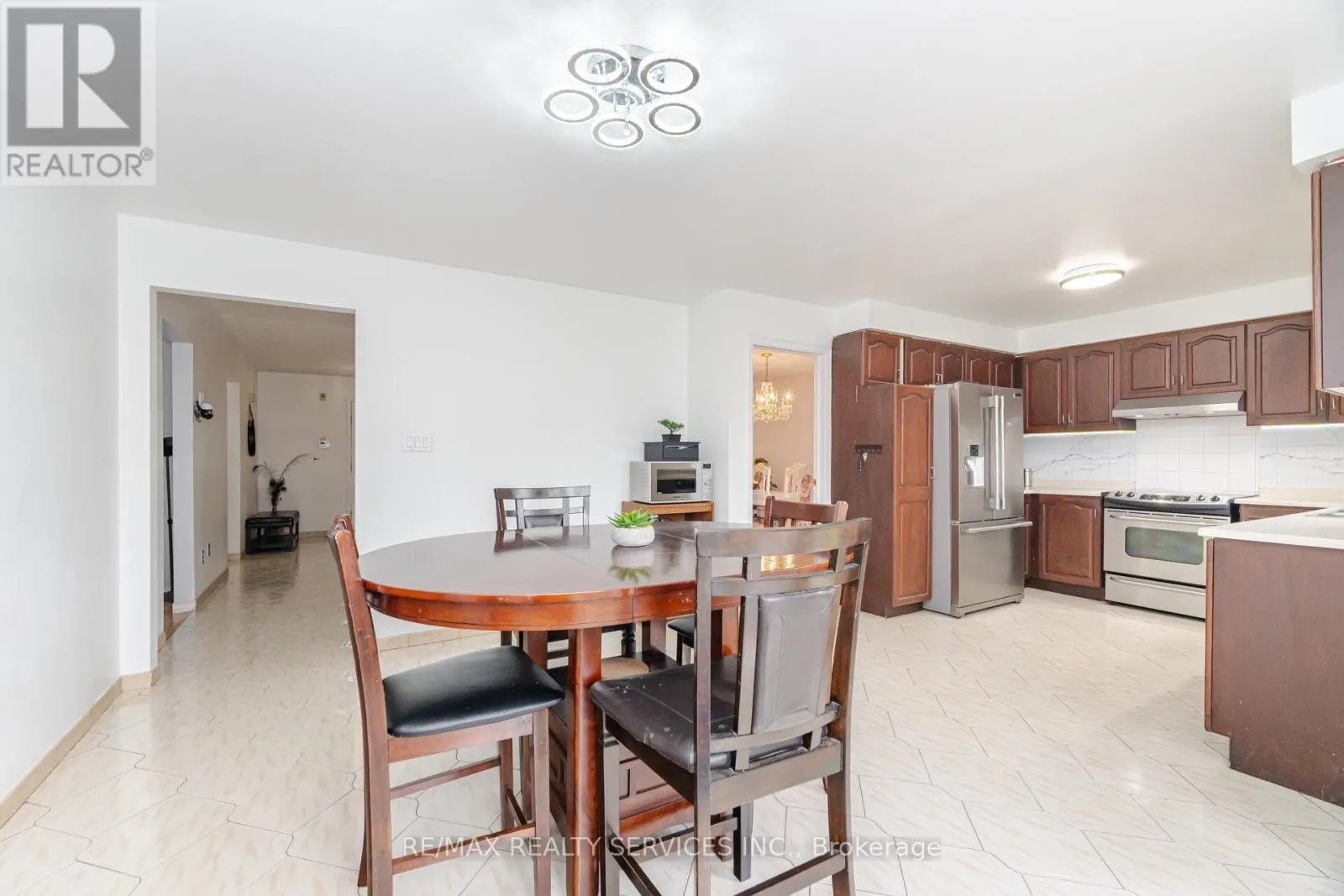 2 MORNINGSTAR COURT