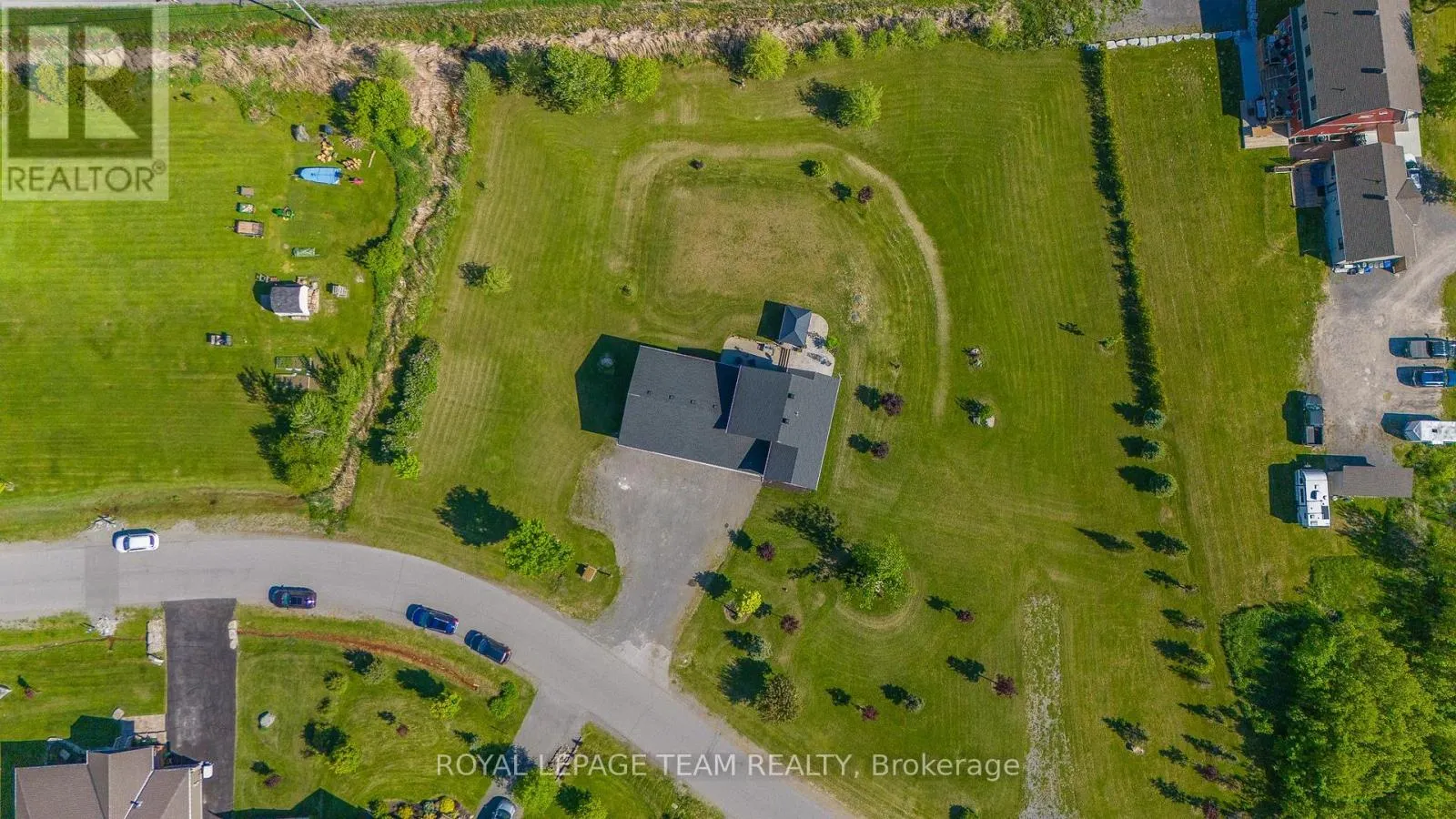 126 GRASSHOPPER LANE