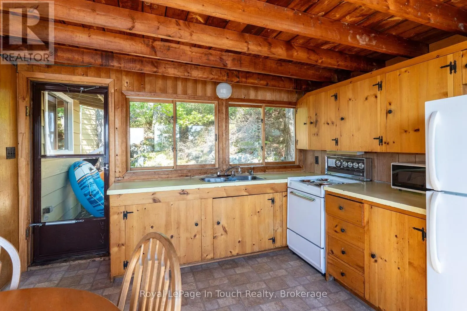 13182 GEORGIAN BAY SHORE