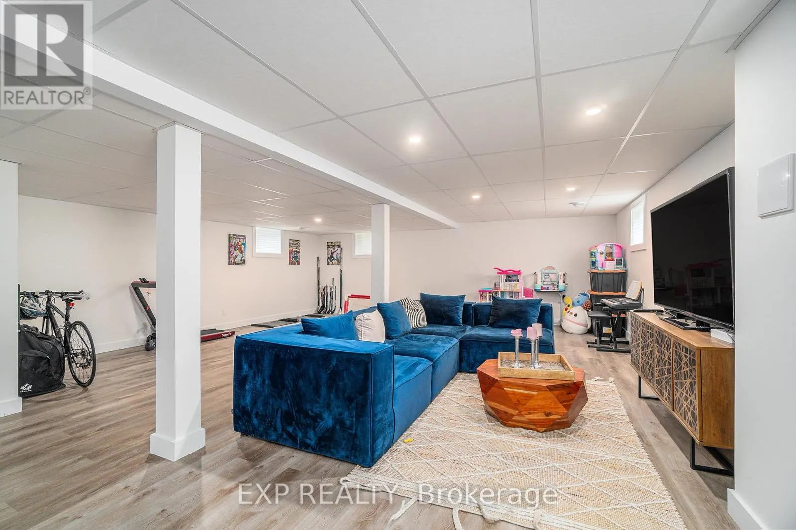 2462 DUNNING ROAD
