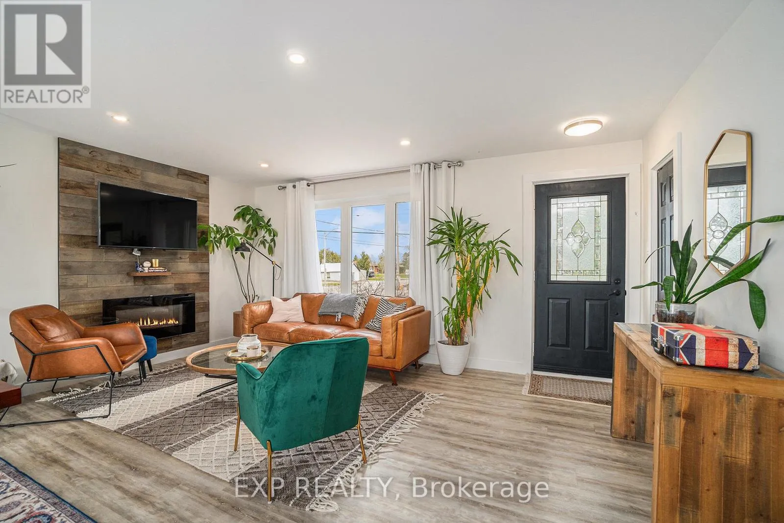 2462 DUNNING ROAD