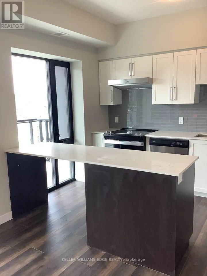 714 - 15 QUEEN STREET S