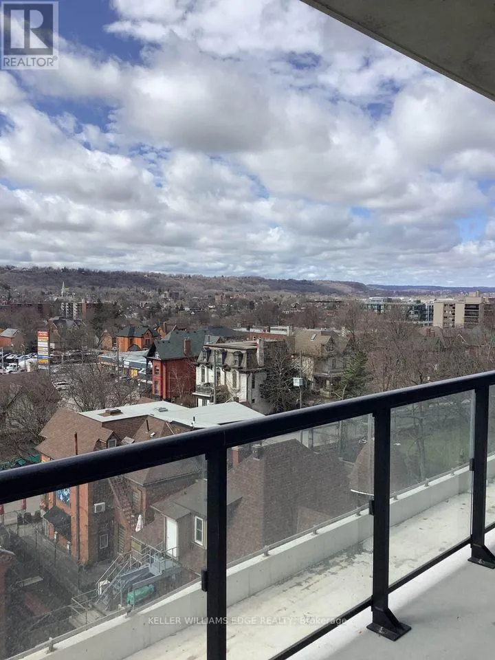 714 - 15 QUEEN STREET S