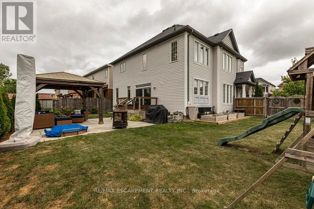 44 FOWLER DRIVE