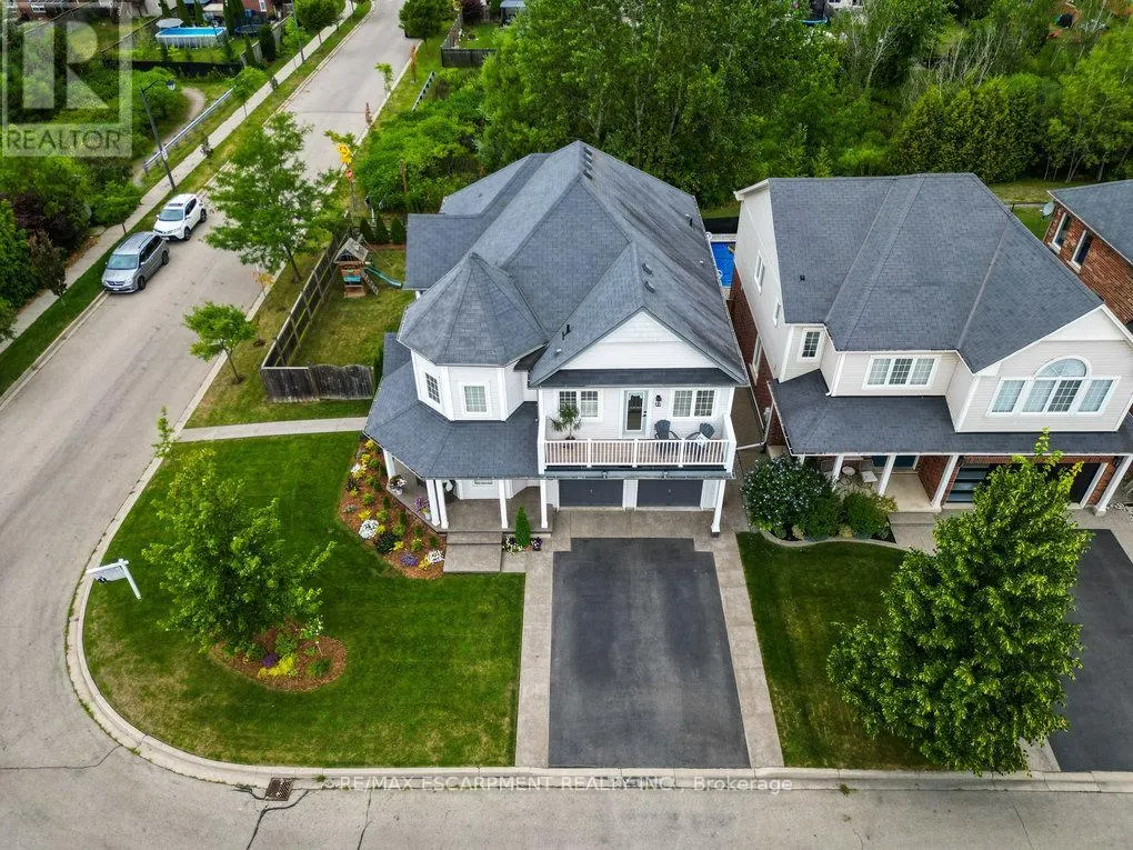 44 FOWLER DRIVE