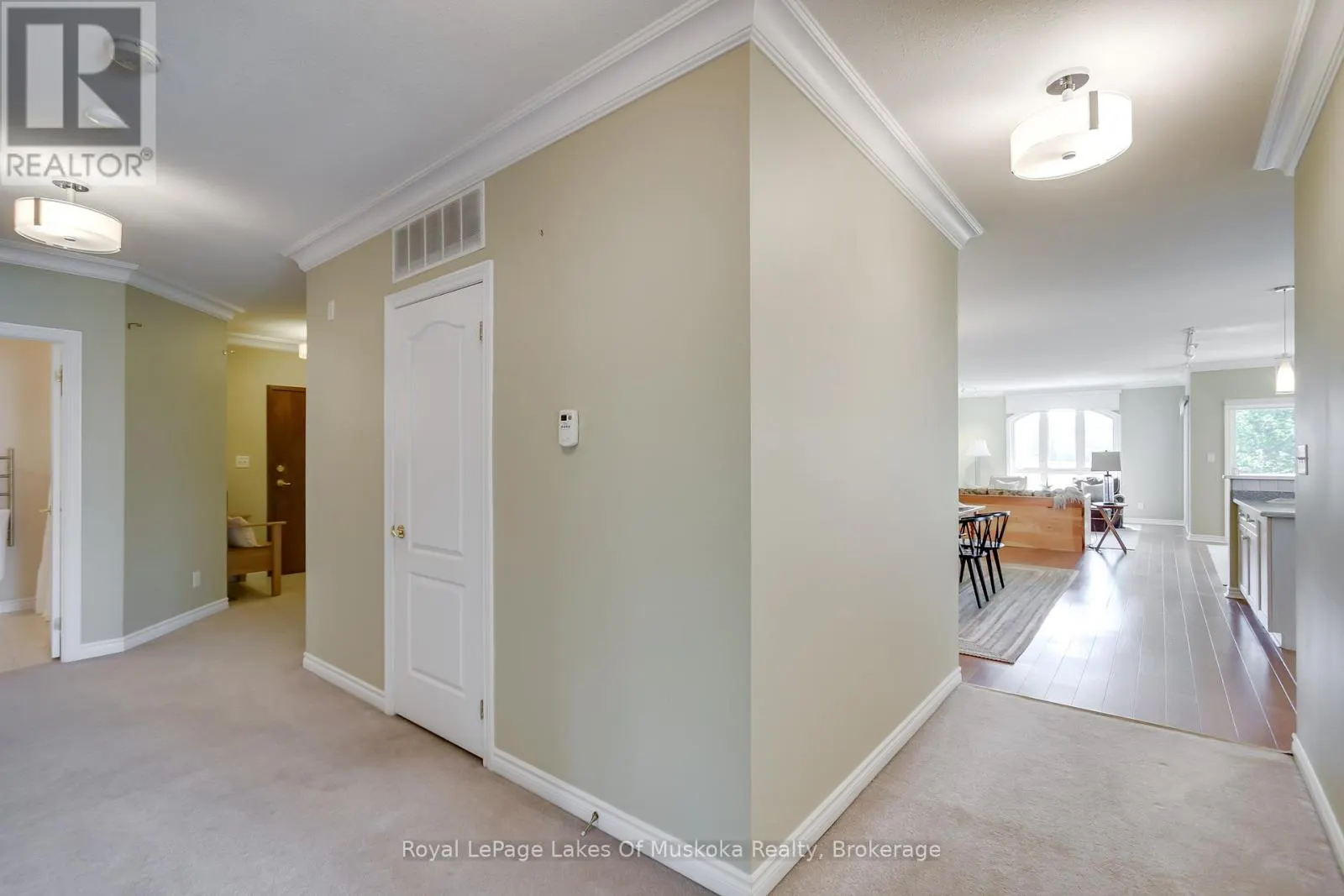 401 - 31 DAIRY LANE, #401