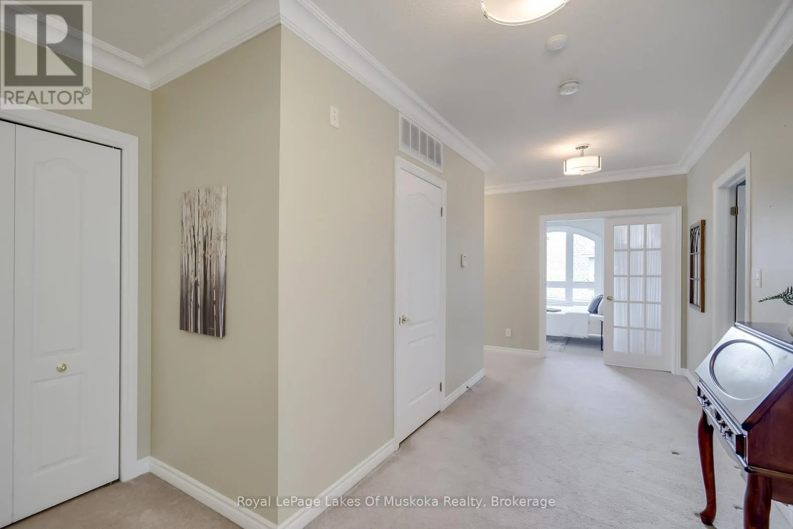 401 - 31 DAIRY LANE, #401