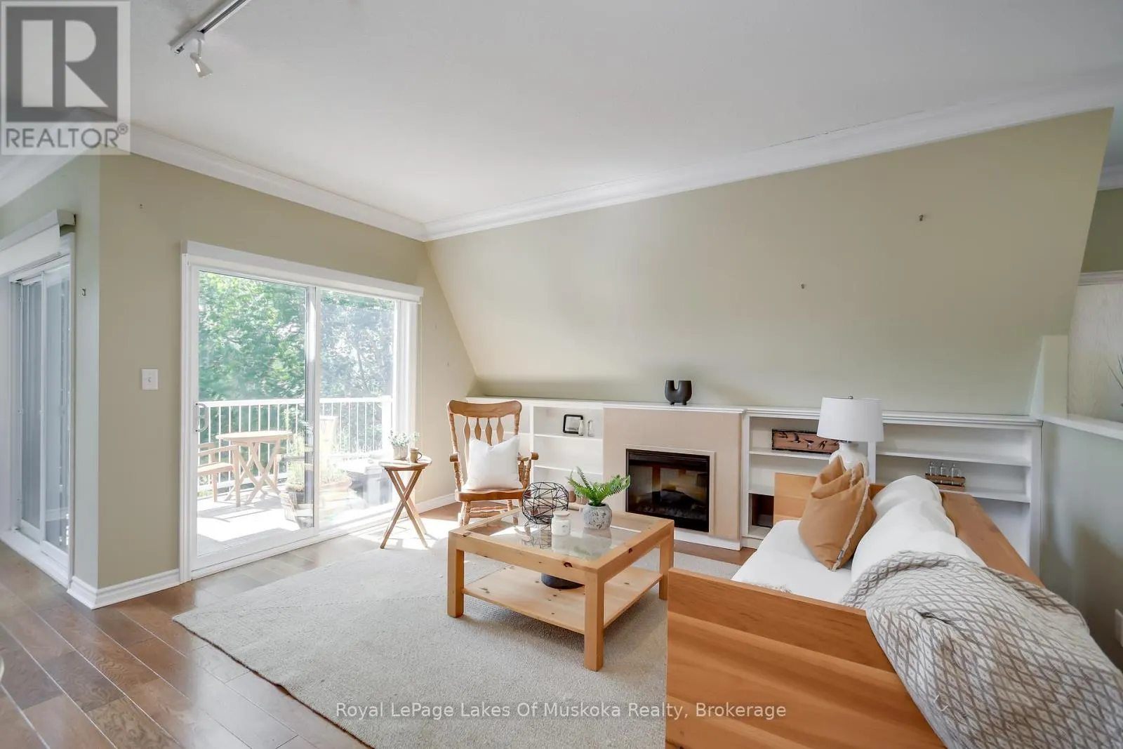 401 - 31 DAIRY LANE, #401