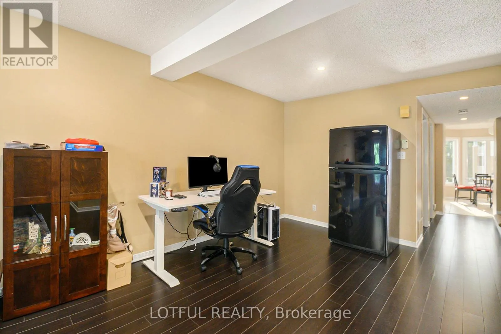 1670 LOCKSLEY LANE