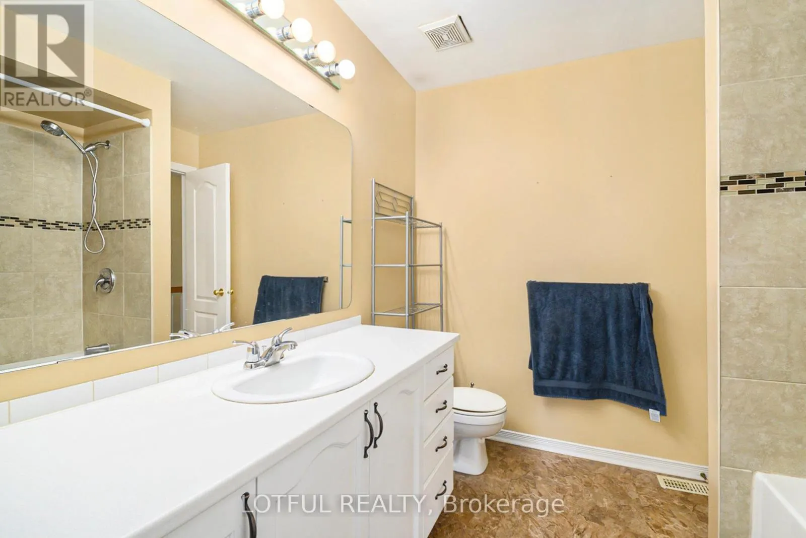 1670 LOCKSLEY LANE