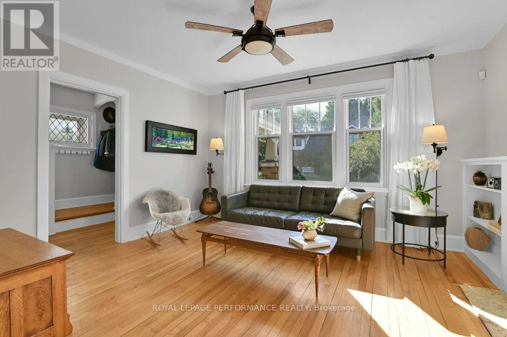 59 GLENDALE AVENUE