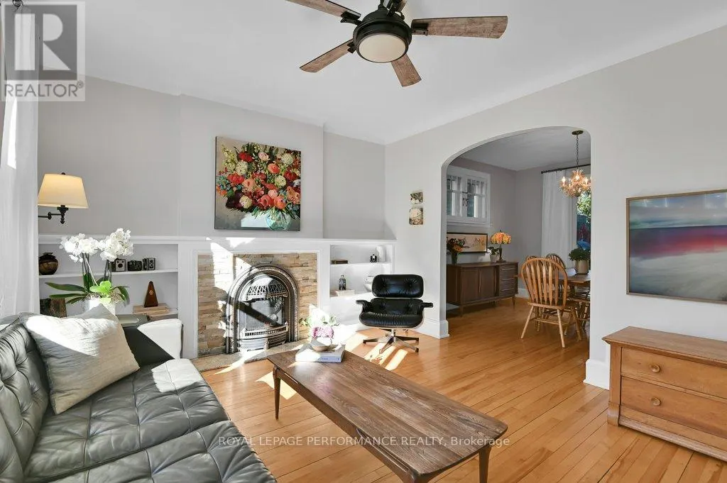 59 GLENDALE AVENUE