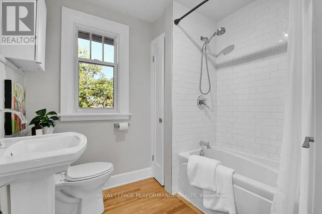59 GLENDALE AVENUE