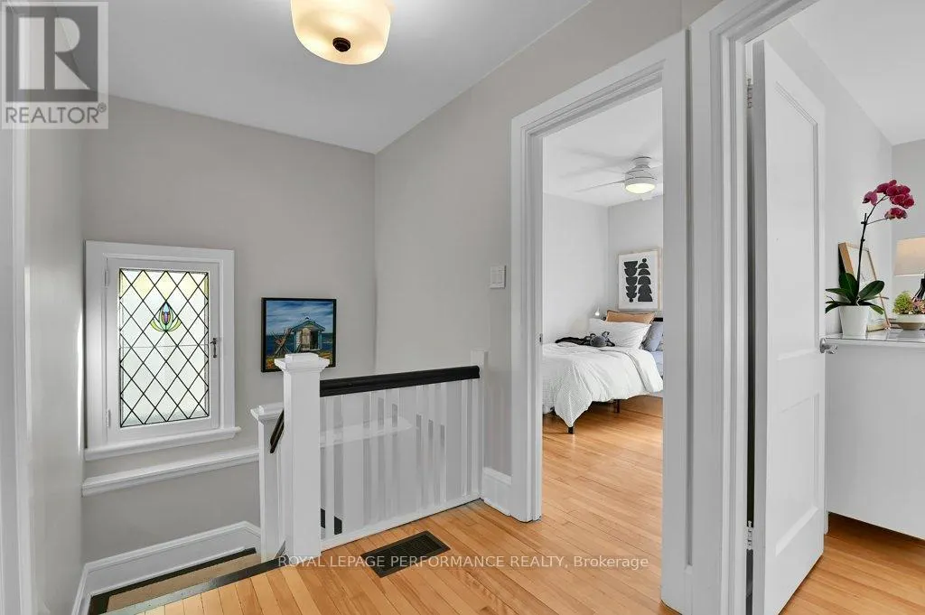 59 GLENDALE AVENUE