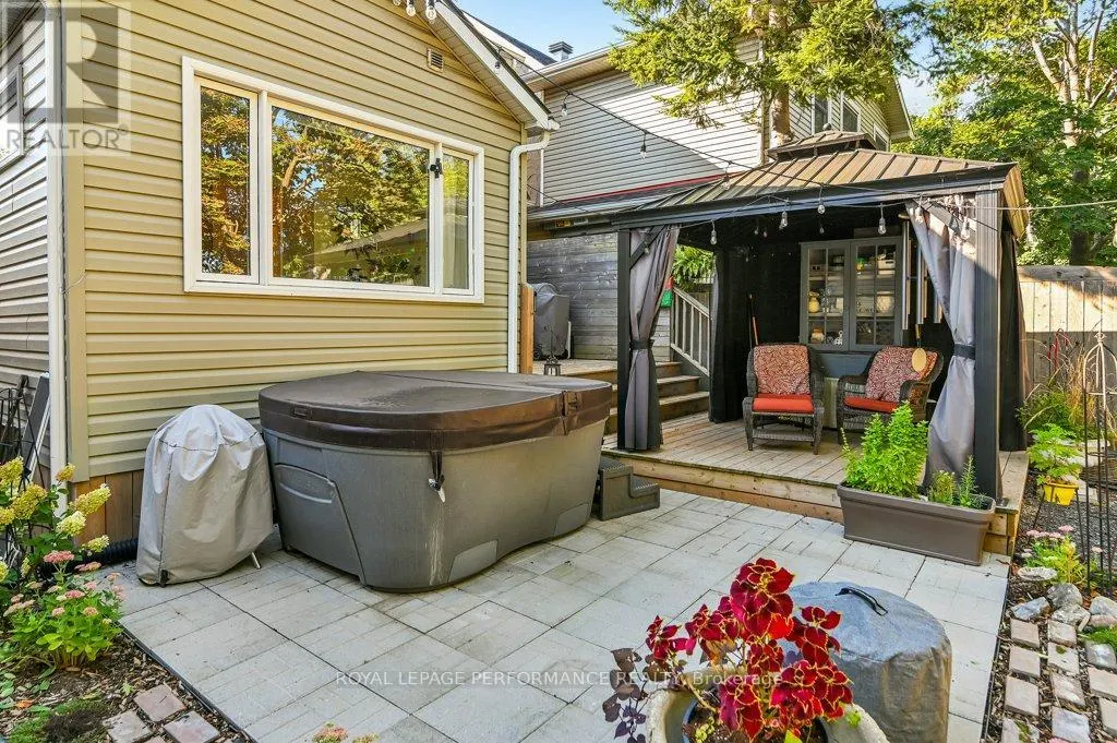 59 GLENDALE AVENUE