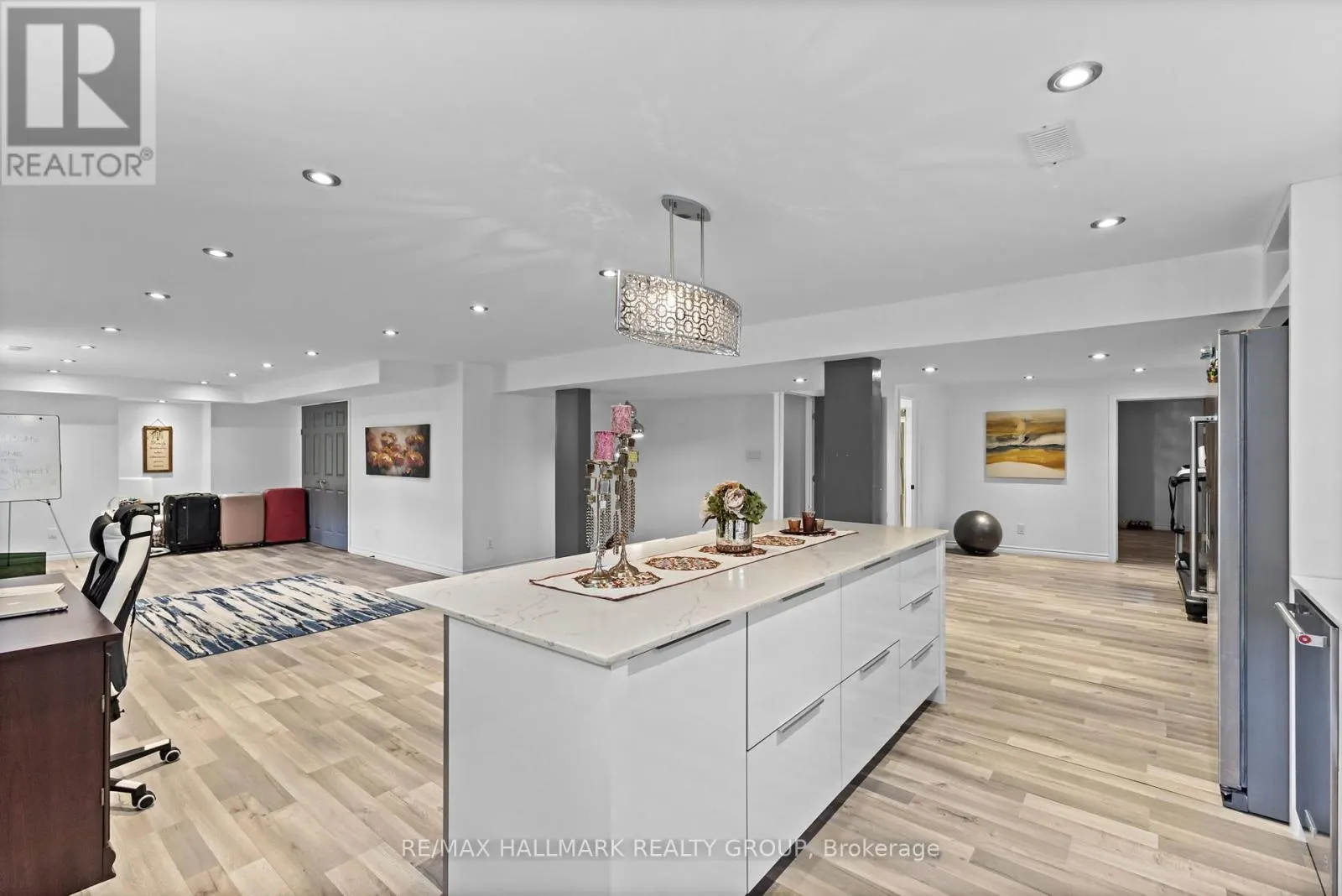 2266 PROSPECT AVENUE