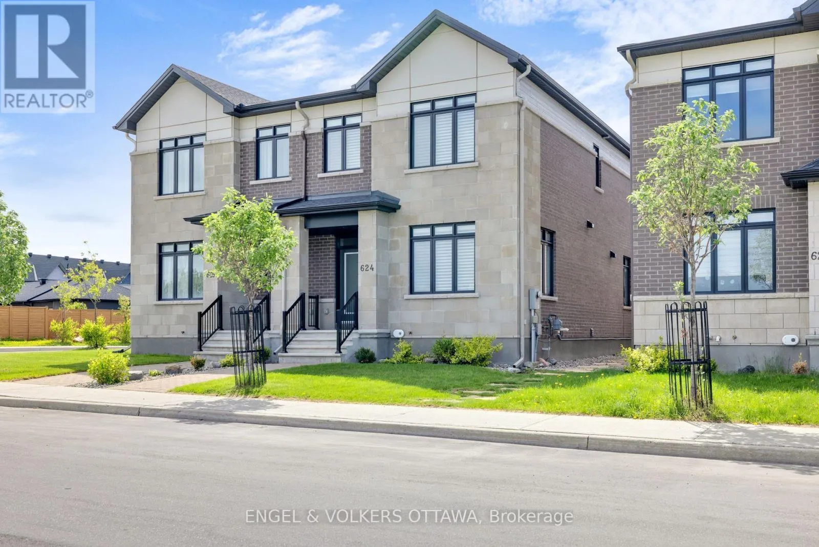 624 MIKINAK ROAD