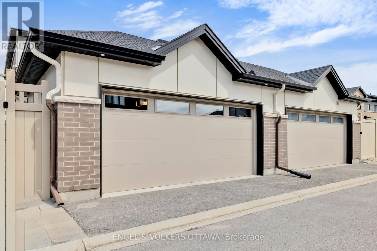 624 MIKINAK ROAD