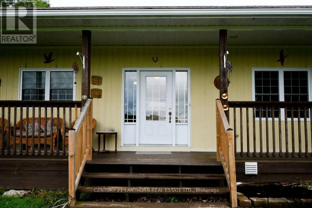 82 LIVINGWOOD CRESCENT