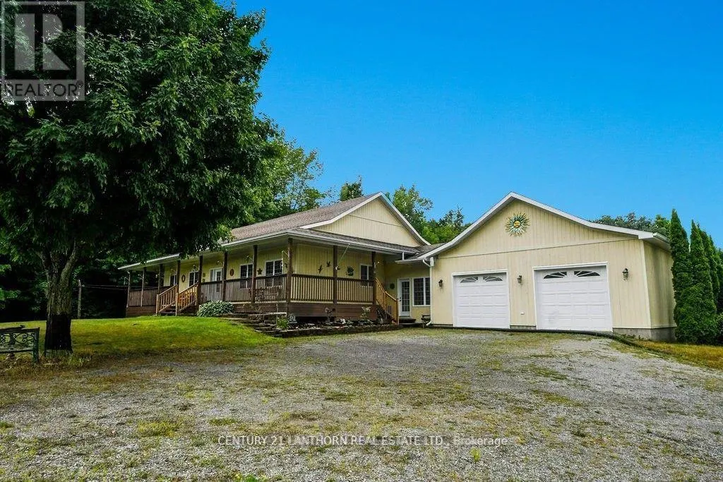 82 LIVINGWOOD CRESCENT