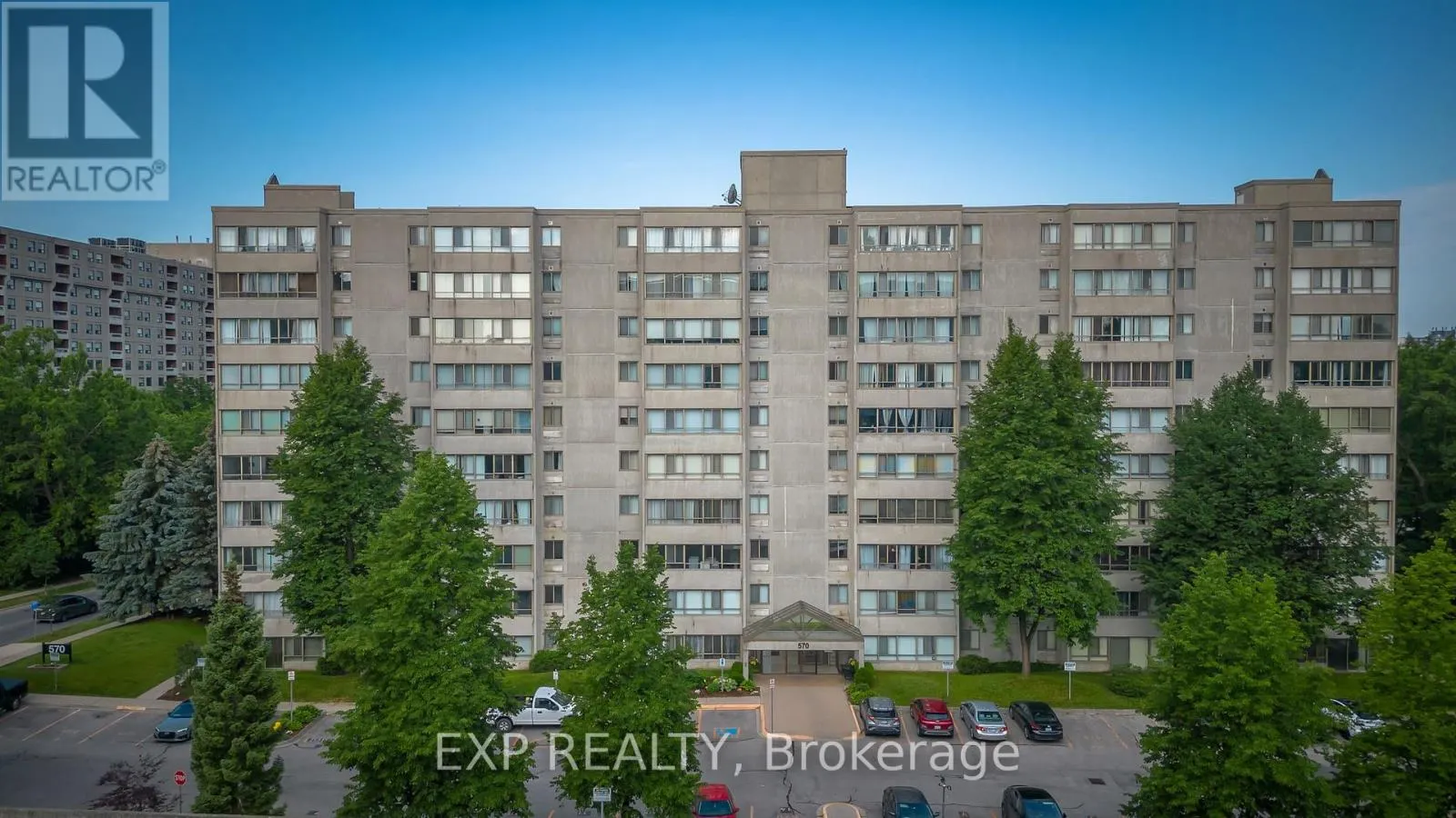 910 - 570 PROUDFOOT LANE, #910