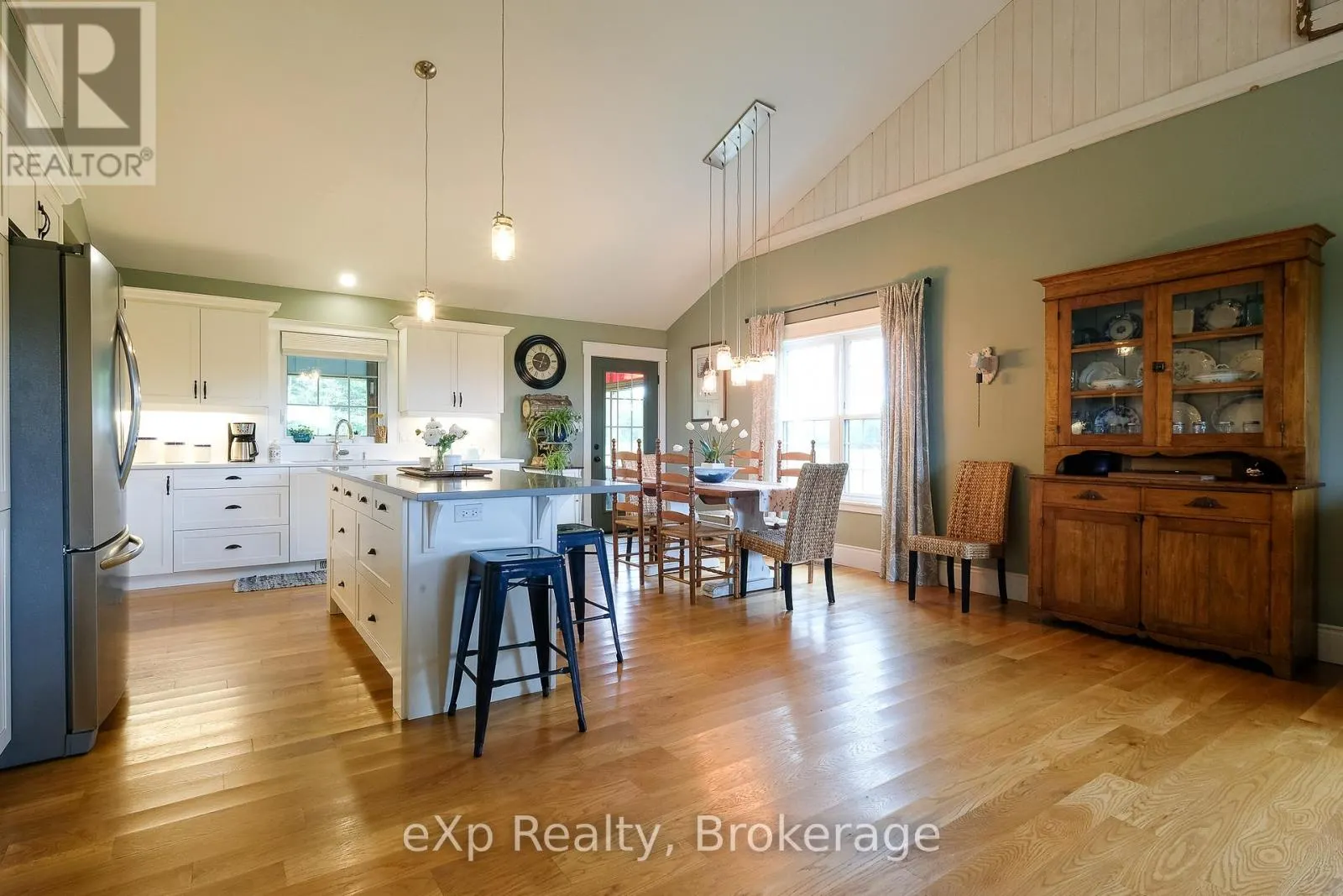 502032 GREY ROAD 1