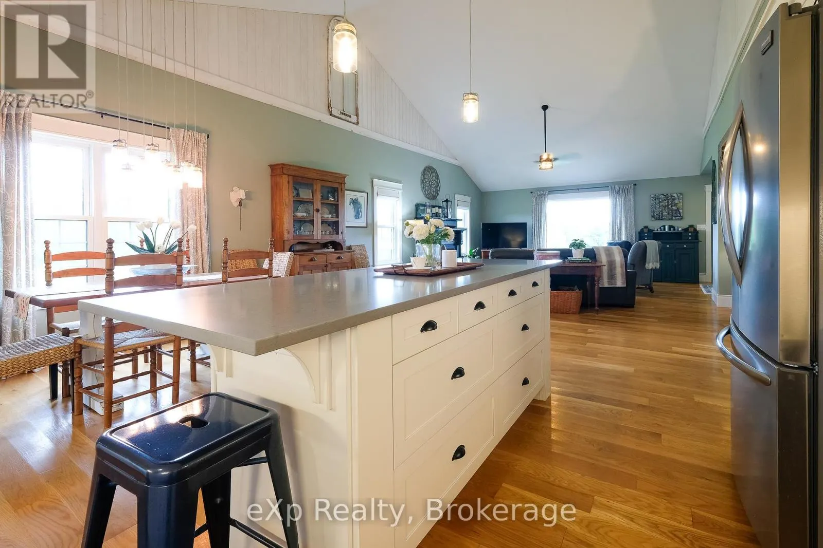 502032 GREY ROAD 1