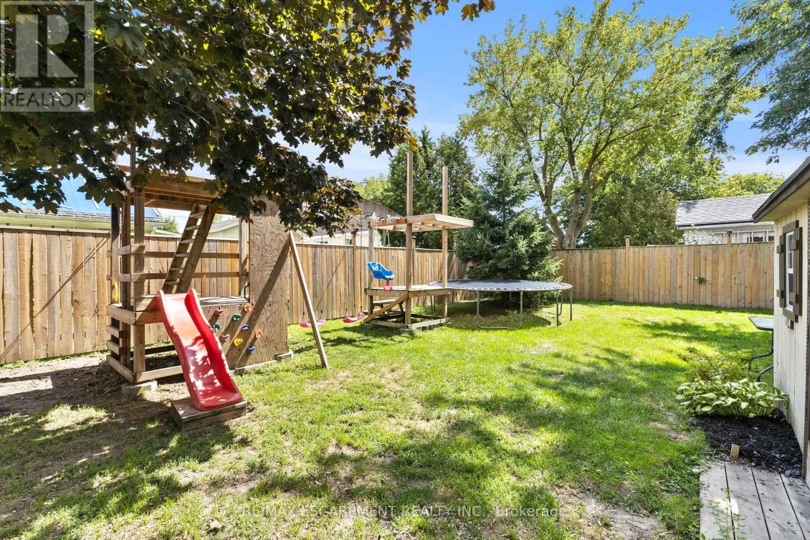 206 NIAGARA FALLS ROAD