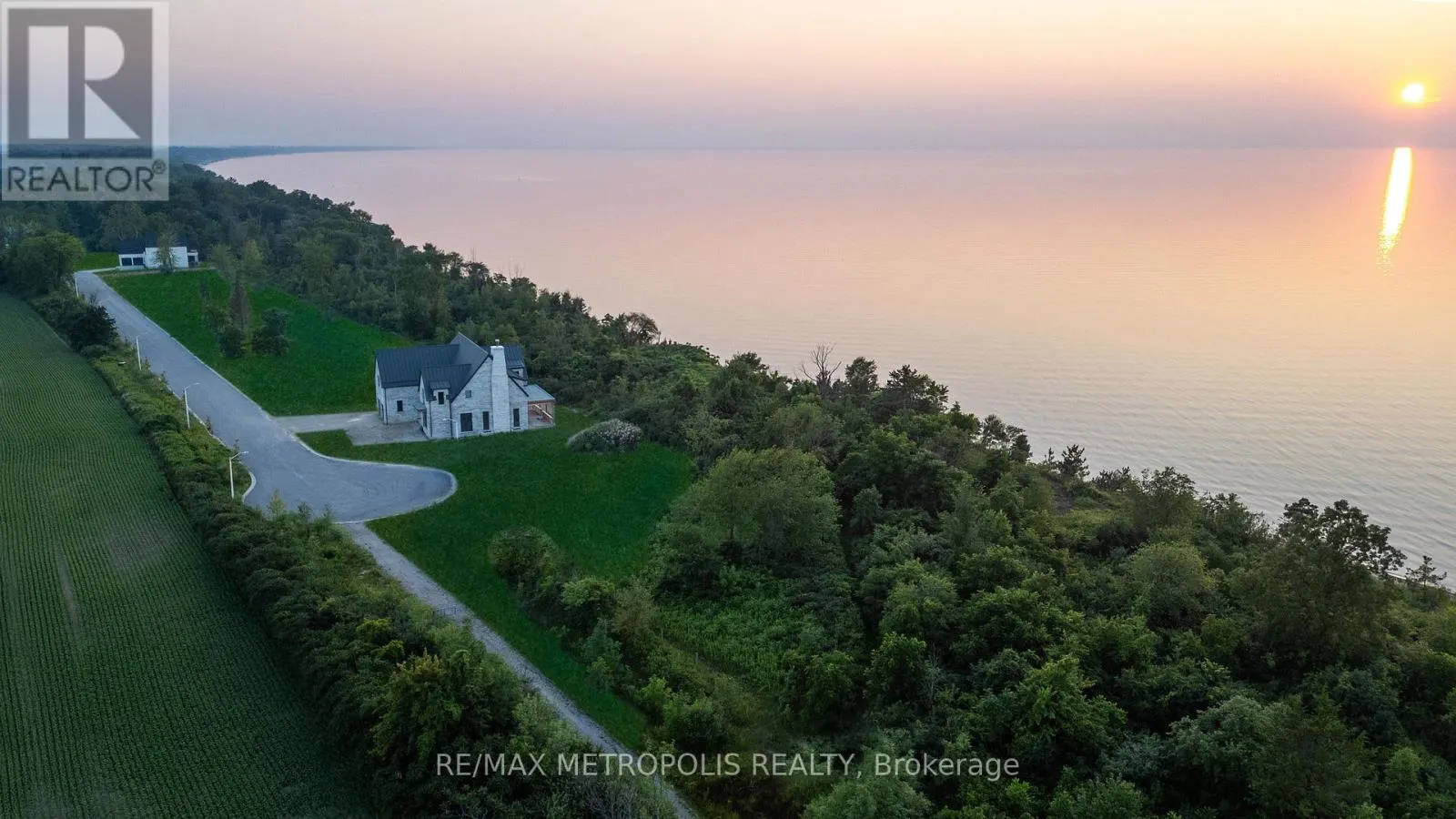 7077 BLUE COAST HEIGHTS