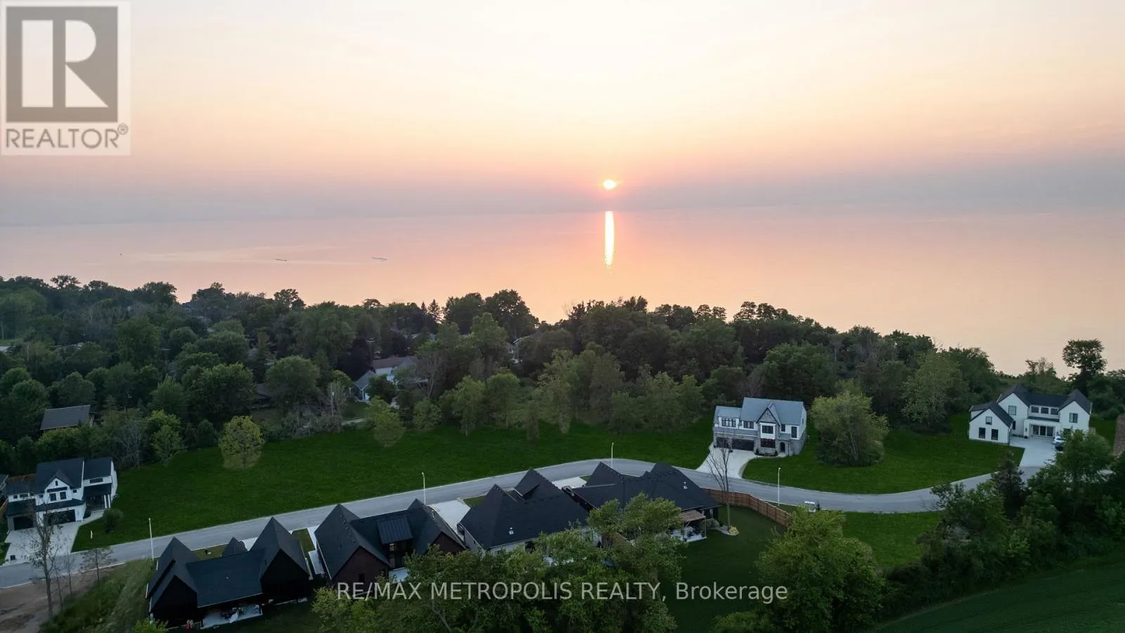 7077 BLUE COAST HEIGHTS