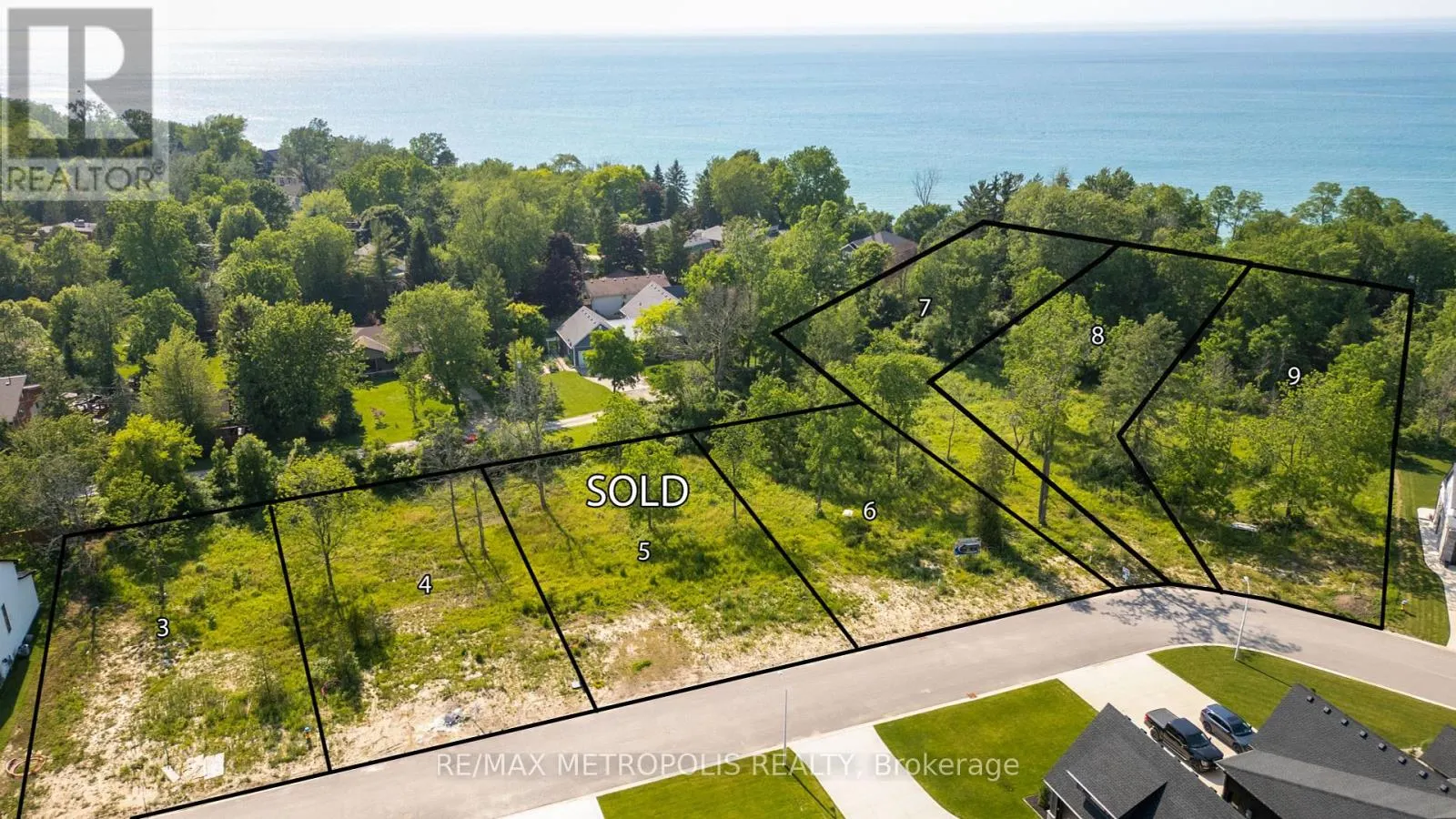 7077 BLUE COAST HEIGHTS