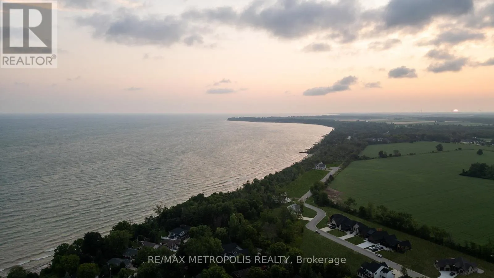 7077 BLUE COAST HEIGHTS