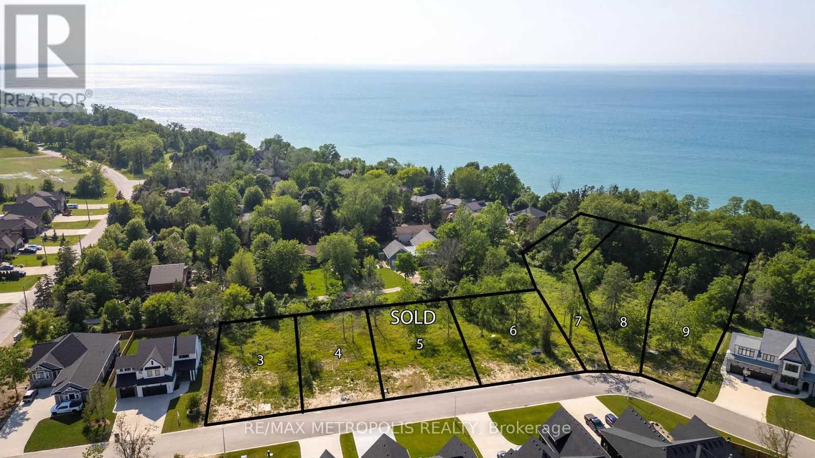 7077 BLUE COAST HEIGHTS