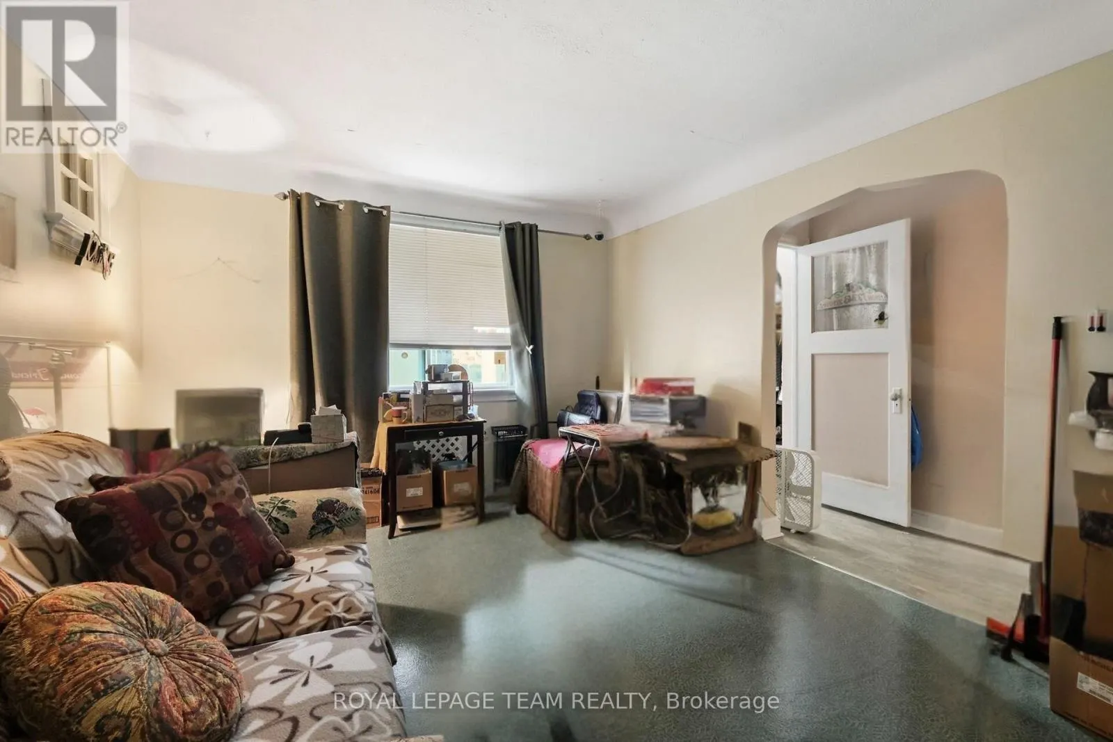 1424 ROSENTHAL AVENUE