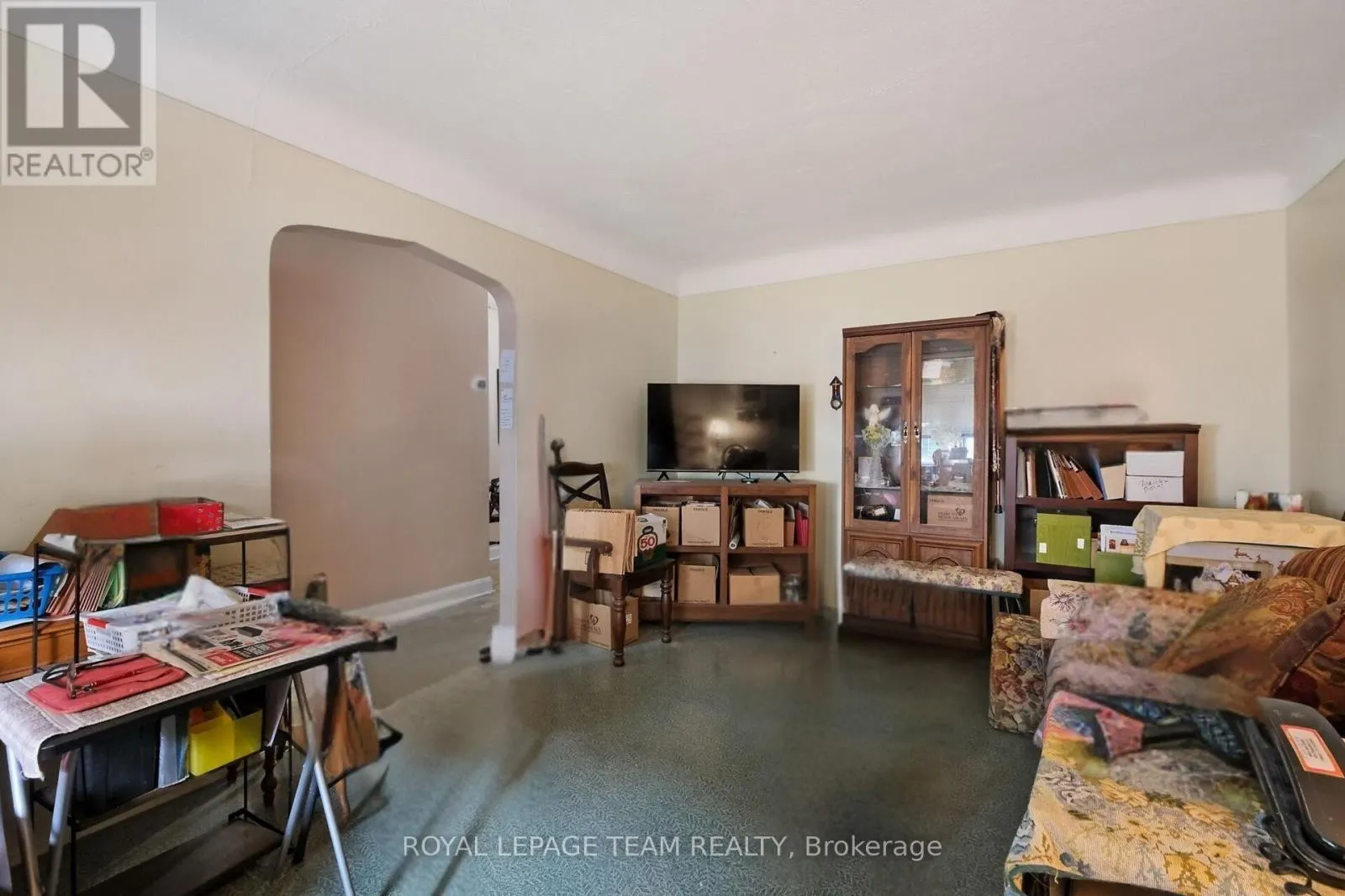 1424 ROSENTHAL AVENUE