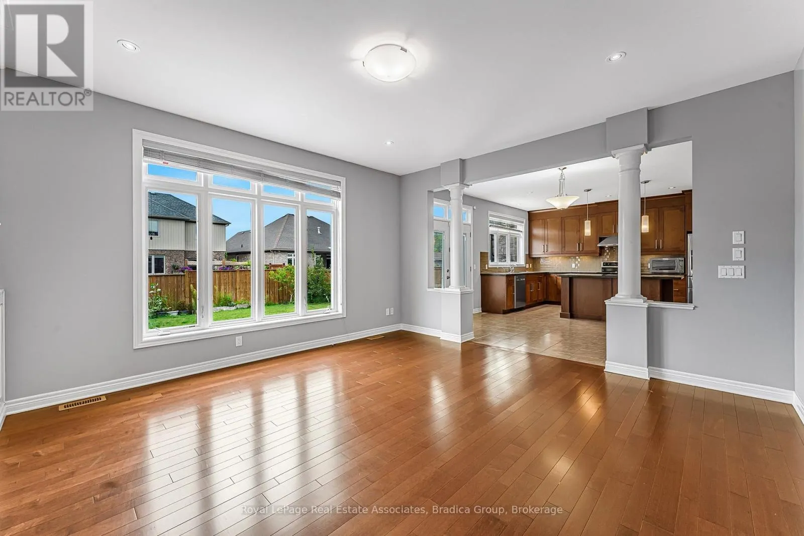 17 TRAILWOOD DRIVE