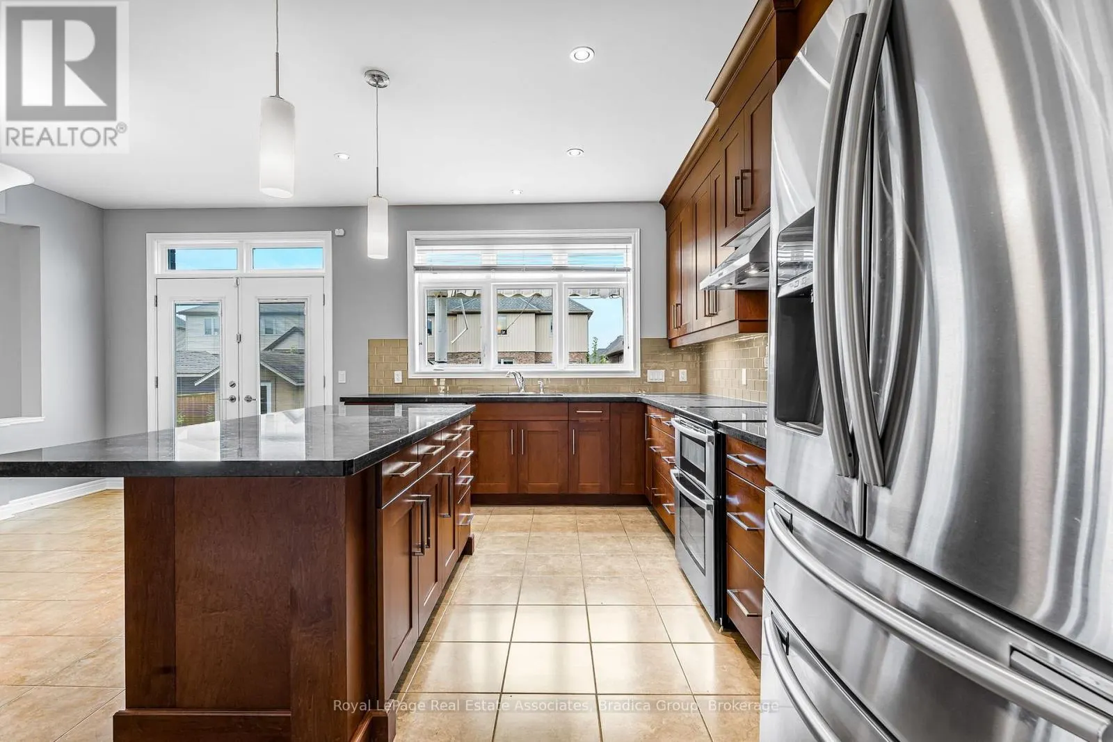 17 TRAILWOOD DRIVE