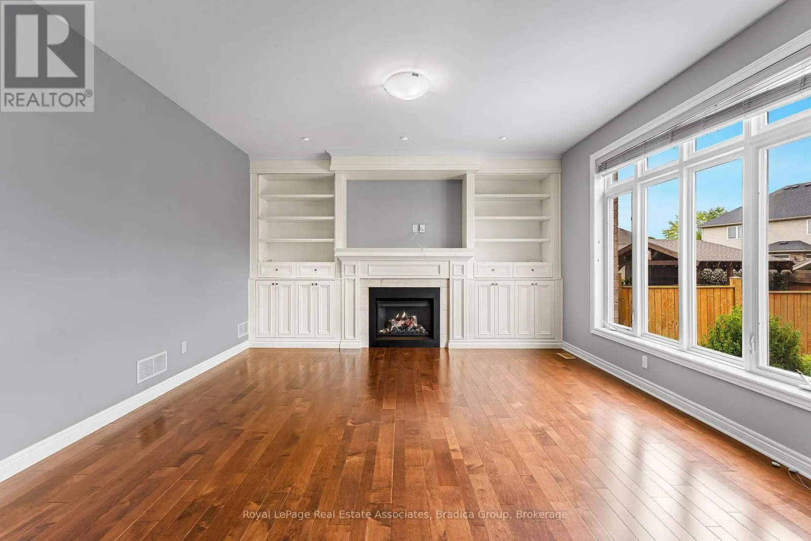 17 TRAILWOOD DRIVE