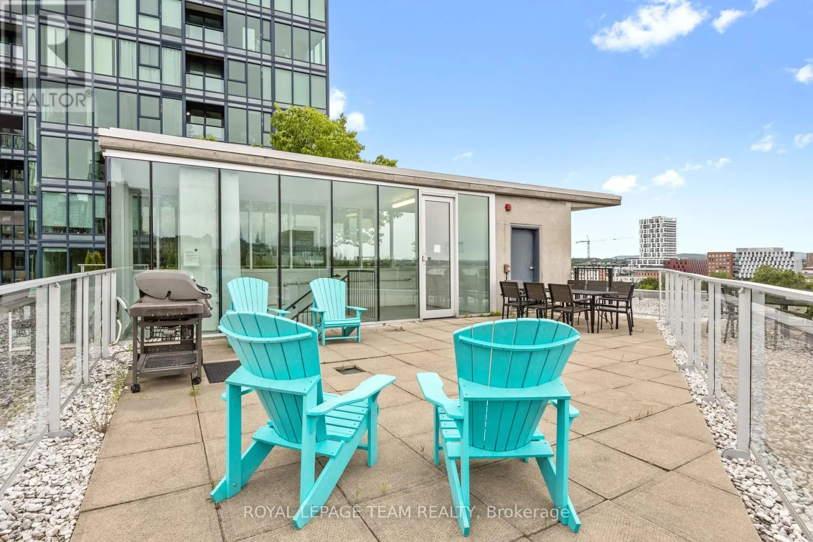 303 - 200 LETT STREET