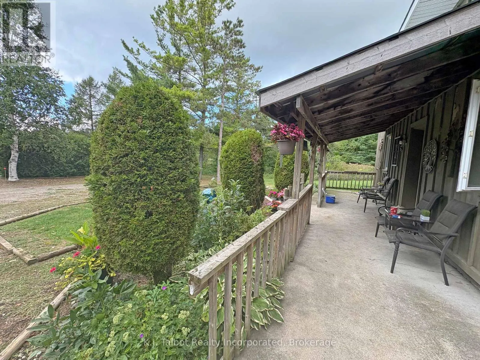 82044 BLUEWATER HIGHWAY