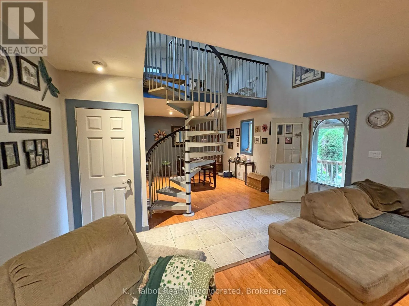 82044 BLUEWATER HIGHWAY