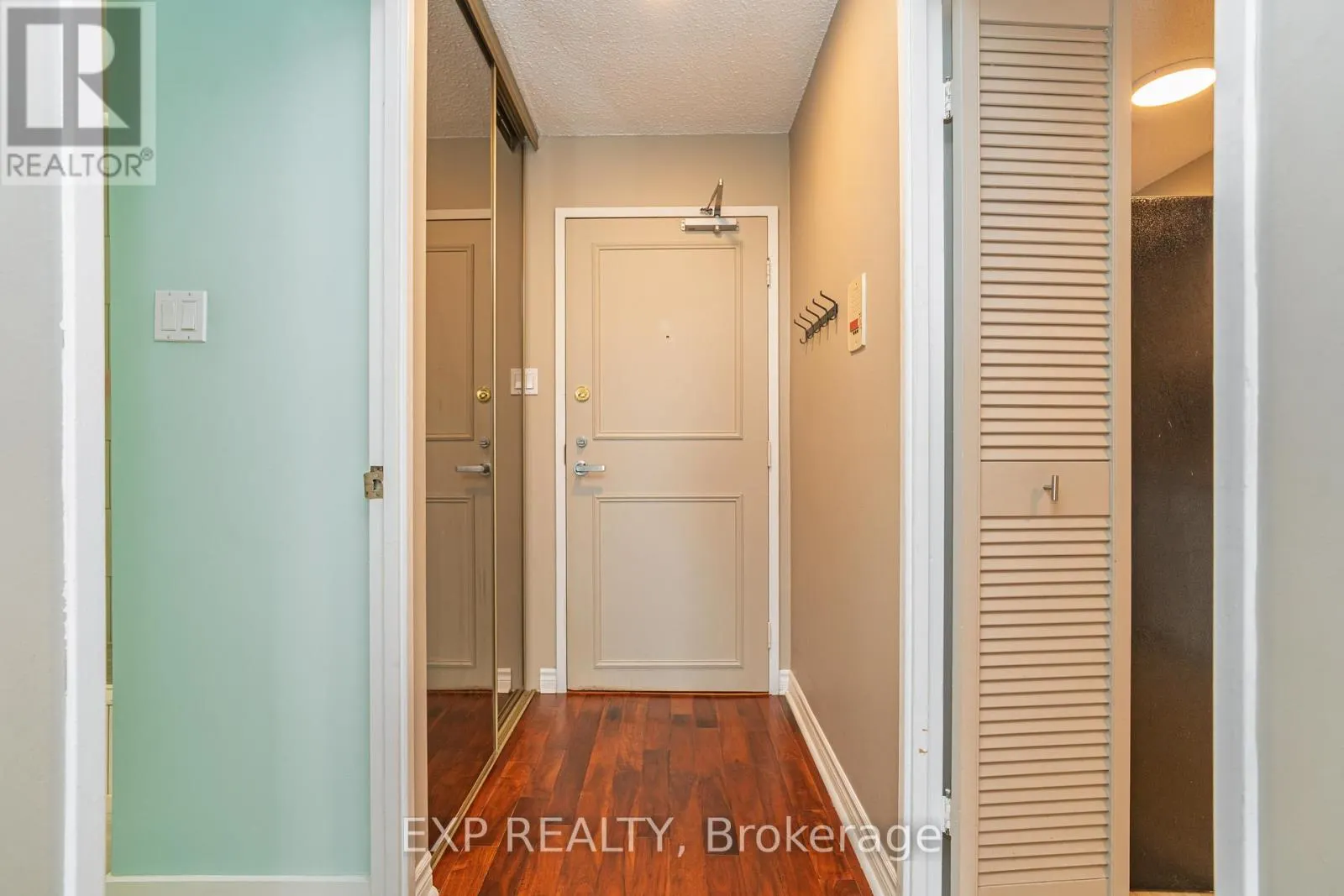 809 - 1785 FROBISHER LANE