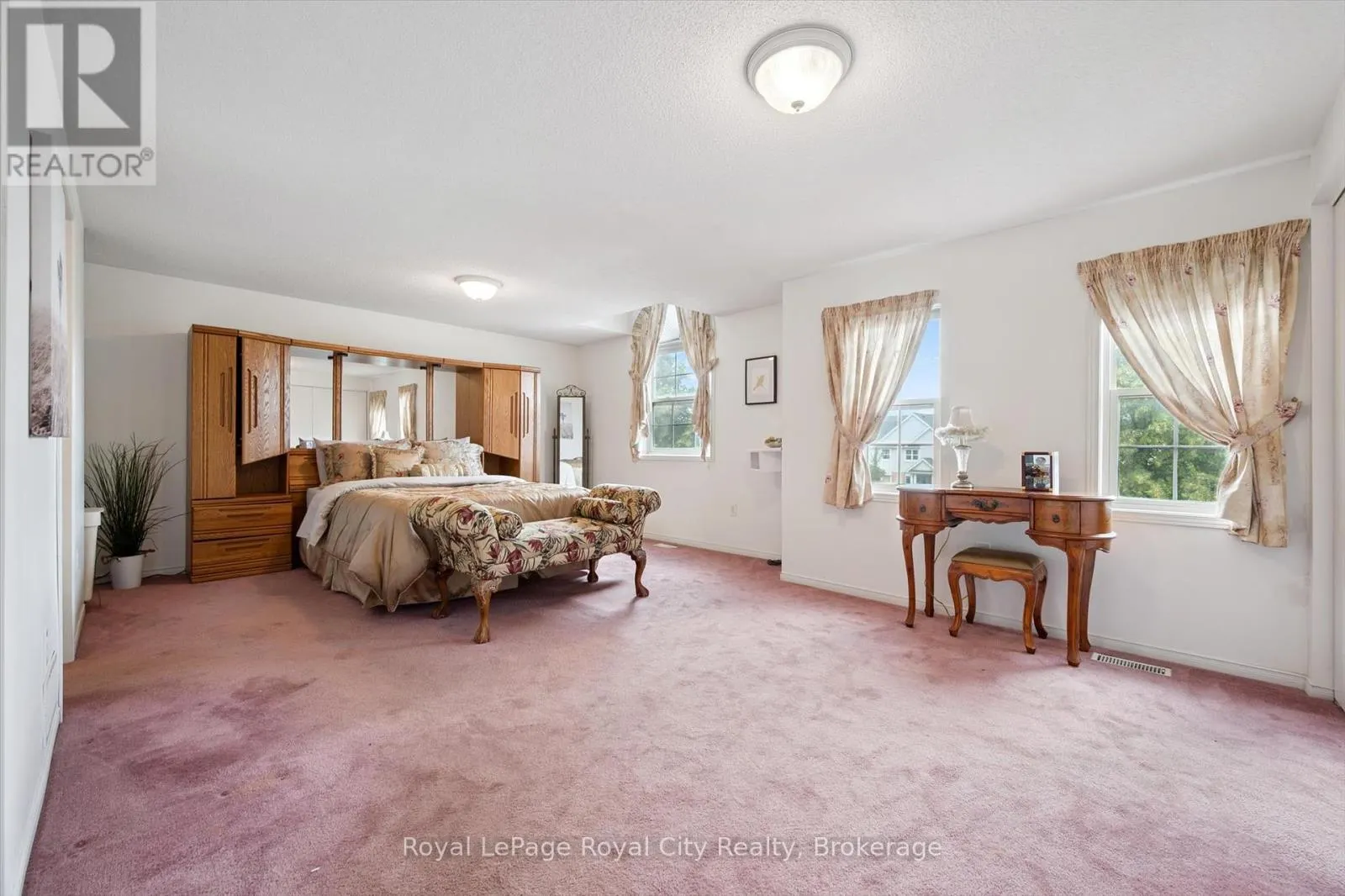 250 STARWOOD DRIVE